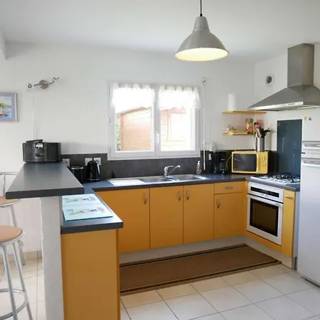 Maison Lumineuse Proche Plages Et Centre-ville, Jardin Clos, Parking Prive - Fr-1-479-188 Villa